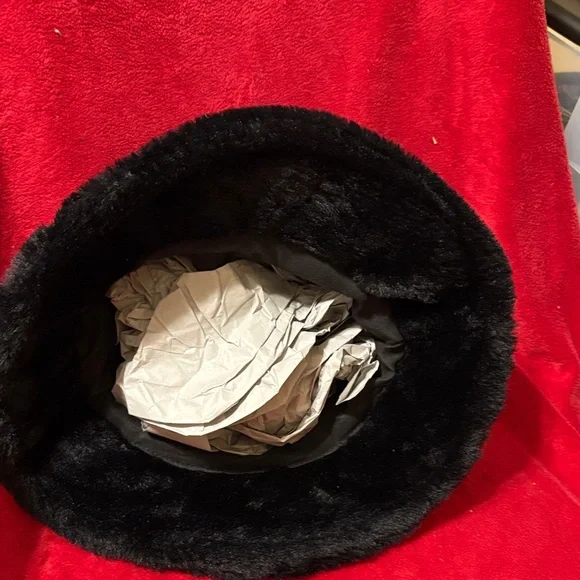 Ed Hardy Black Faux Fur Hat with Embroidery Art NWT - Picture 8 of 10